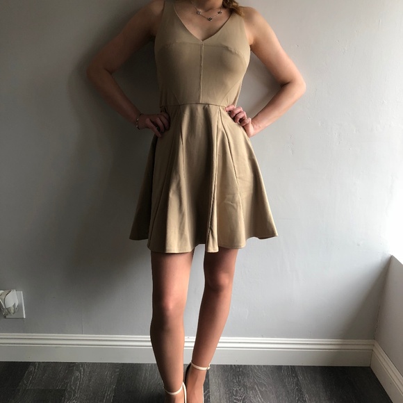 ABS Allen Schwartz Dresses & Skirts - NWOT ABS Allen Schwartz Dress in Tan